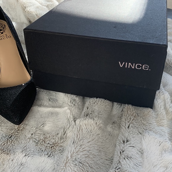 Reduced $ NEW Vince Black Toe Pumps - Picture 9 of 9